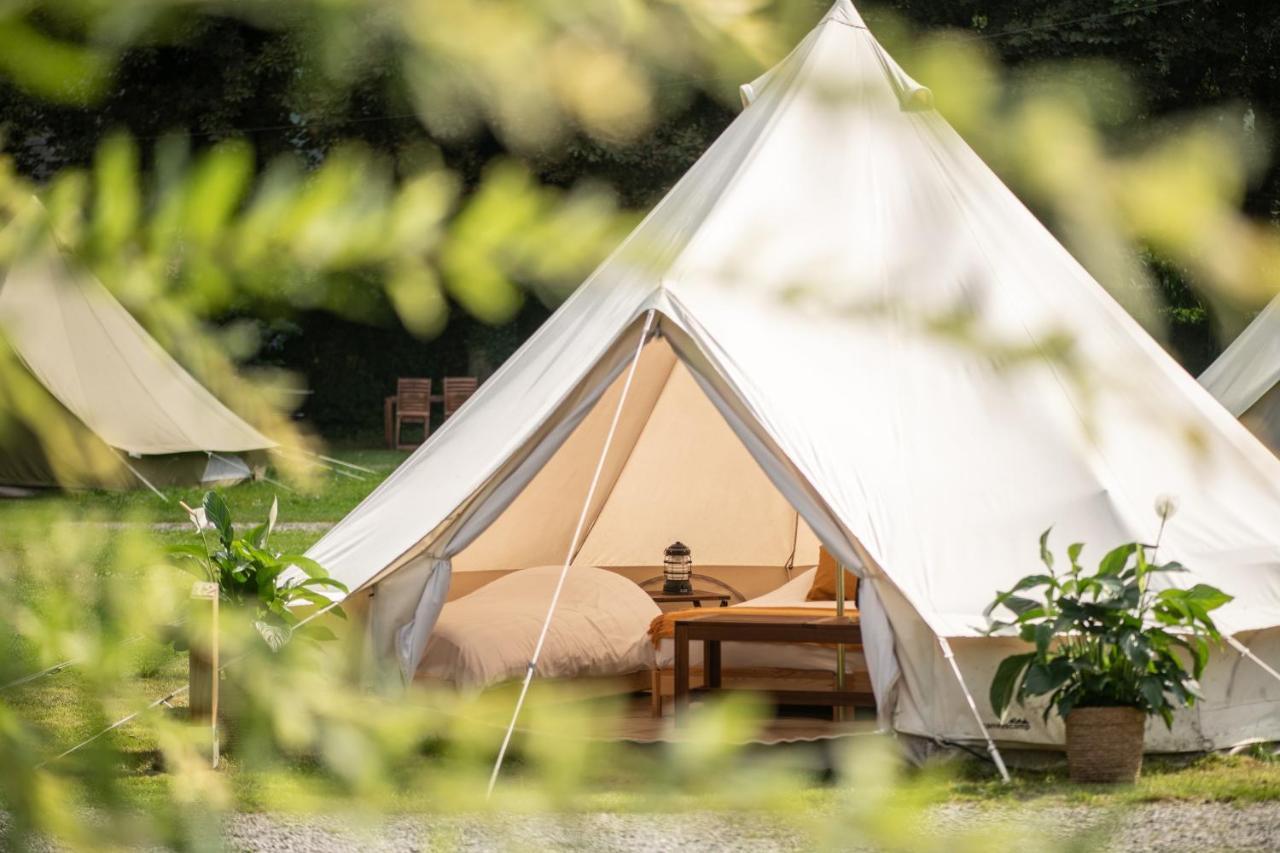 Cocoon Village - Glamping - Domaine des Grottes de Han Rochefort Extérieur photo